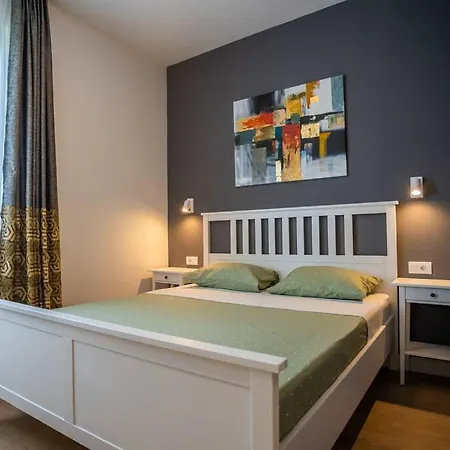 The Boy Next Door Belgrad